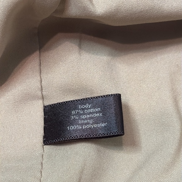 The Limited Classic Tan Women's Skirt. Size 2 - Picture 7 of 11